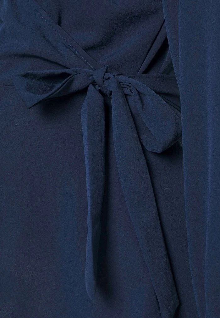 MAMALICIOUS MLNEWCAYA - Blouse - Peacoat – Image 6