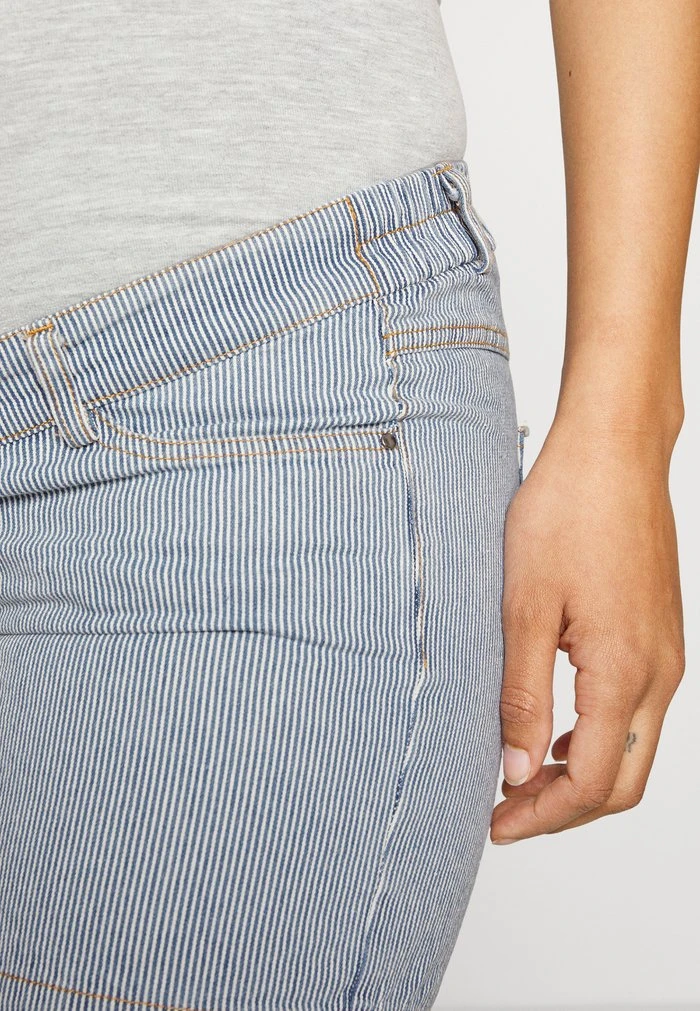 MAMALICIOUS MLMALTA SLIM - Short - Snow White – Image 5