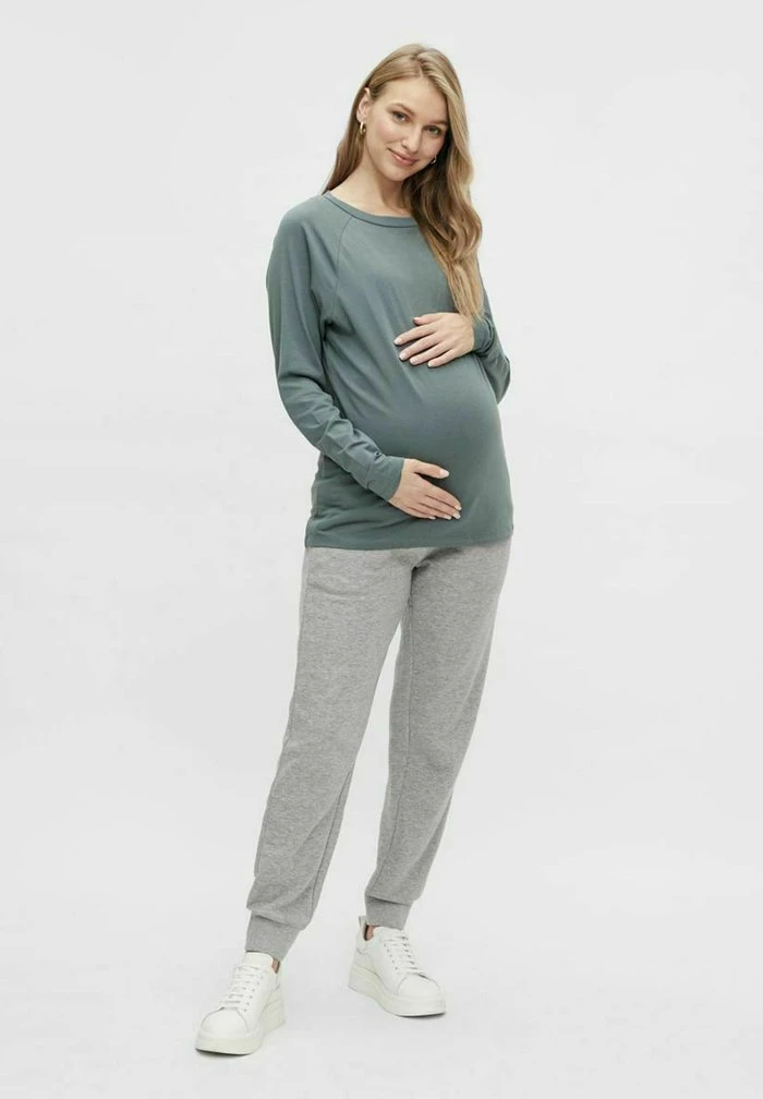 MAMALICIOUS MLHELLO - T-shirt à Manches Longues - Balsam Green – Image 2