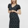 MAMALICIOUS MLLEAH S/S JACQUARD SHORT DRESS - Robe Fourreau - Black