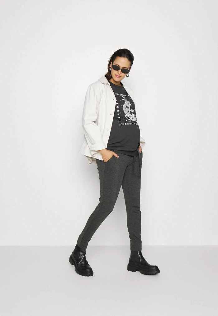 MAMALICIOUS MLEDI TEE - T-shirt Imprimé - Dark Grey – Image 2