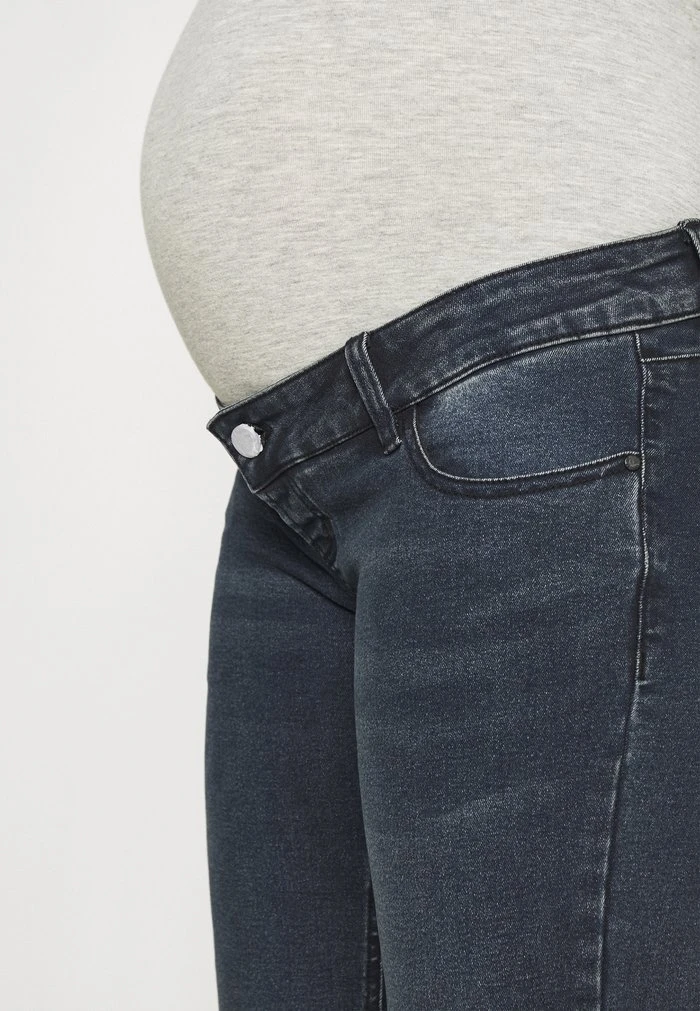 MAMALICIOUS MLEASTON - Jean Droit - Dark Blue Denim – Image 5