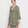 MAMALICIOUS MLMAYRA DRESS - Robe De Jour - Snow White/green