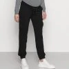 MAMALICIOUS MLMARIE JERSEY PANTS - Pantalon De Survêtement - Black