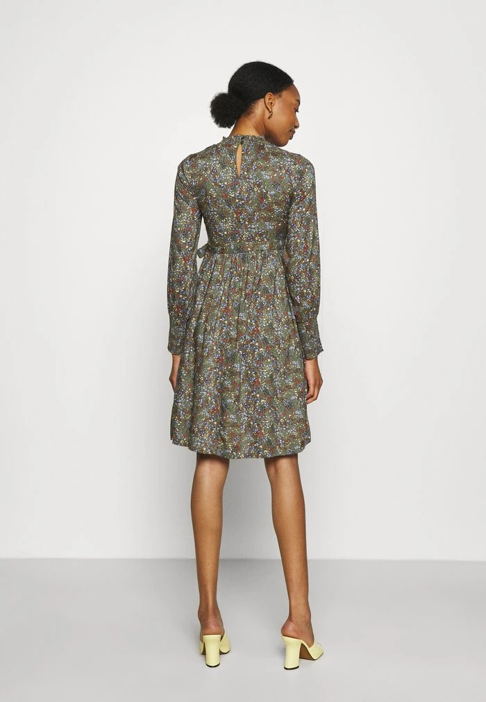 MAMALICIOUS MLZELMA DRESS - Robe De Jour - Dusty Olive – Image 3