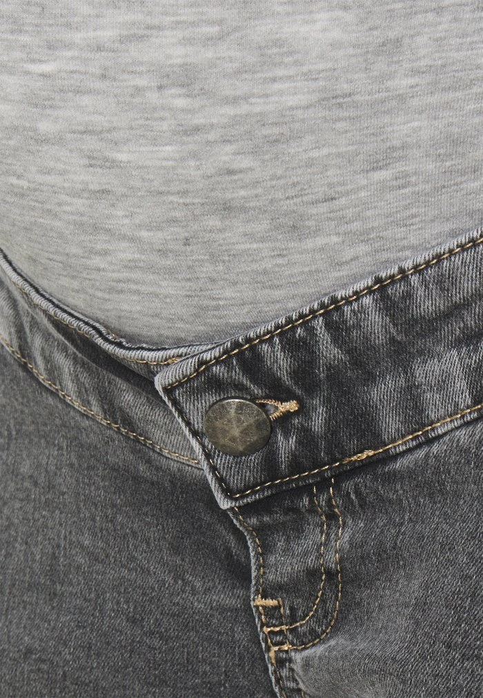 MAMALICIOUS MLTOWN SLIM BERMUDA - Short En Jean - Light Grey Denim/wash – Image 3