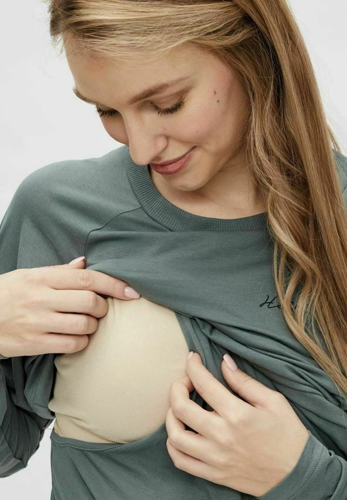 MAMALICIOUS MLHELLO - T-shirt à Manches Longues - Balsam Green – Image 4
