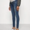 MAMALICIOUS MLARCTIC - Jeans Skinny - Medium Blue Denim